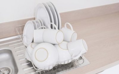 Los mejores escurreplatos sobre fregadero para mantener tu cocina organizada